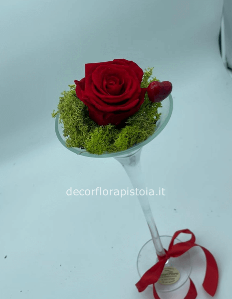 rosa stabilizzata in coppa martini